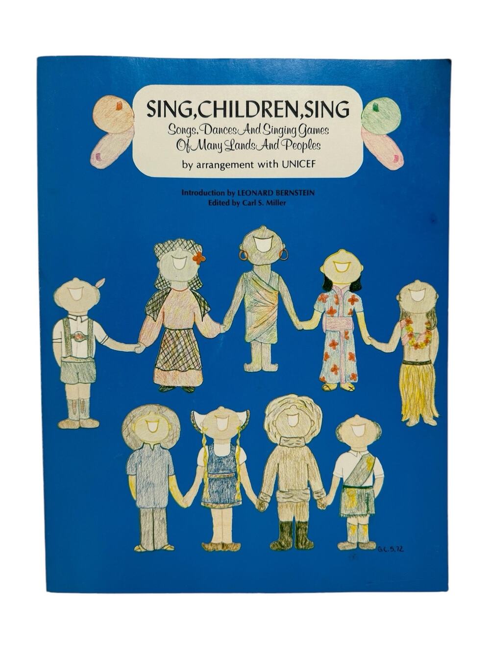 Vintage “Sing Children Sing” Song Book by UNICEF 1972 Songs Dances Singing Games
